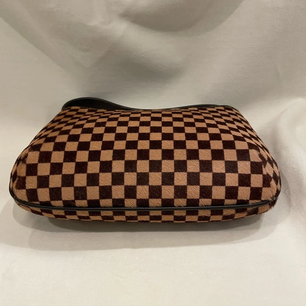 Louis Vuitton Damier Sauvage Leather Tigre Handbag - Picture 8 of 14